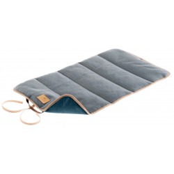 Koera ja kassi pesa  80 x 50 cm